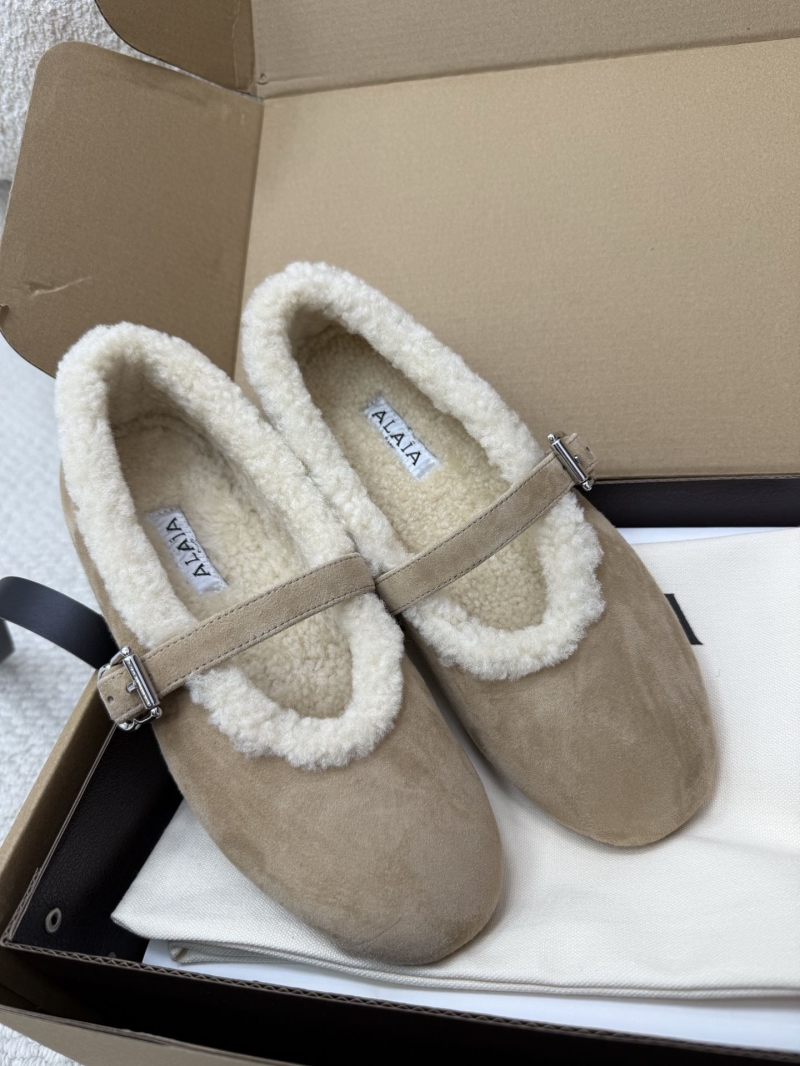 Alaia Flat Shoes